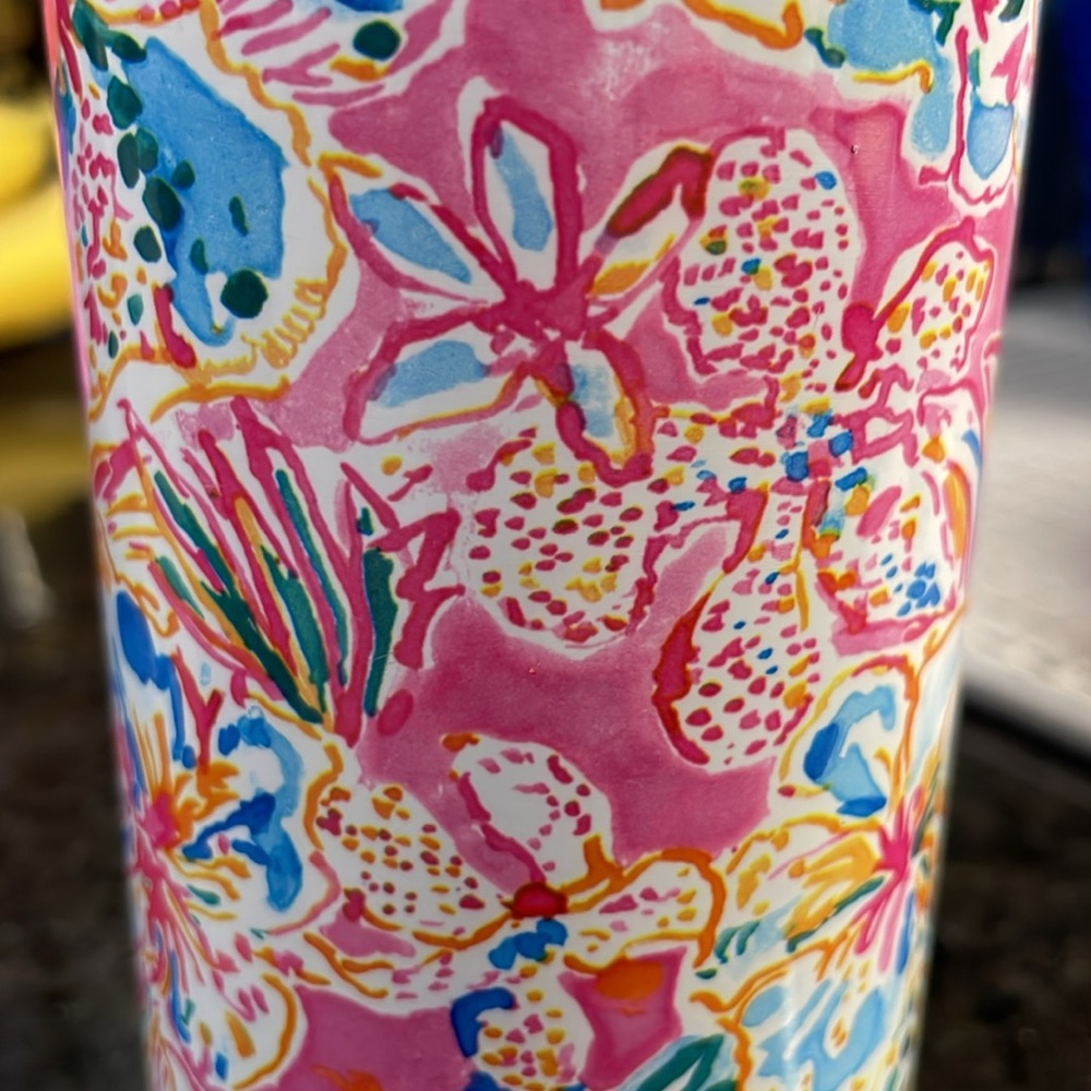 Lilly Pulitzer x Starbucks- twist top water bottle - Picture 2 of 4